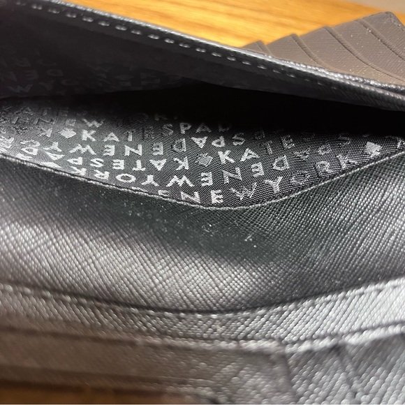 Kate Spade Laurel Way Stacy Medium Wallet - Picture 7 of 9